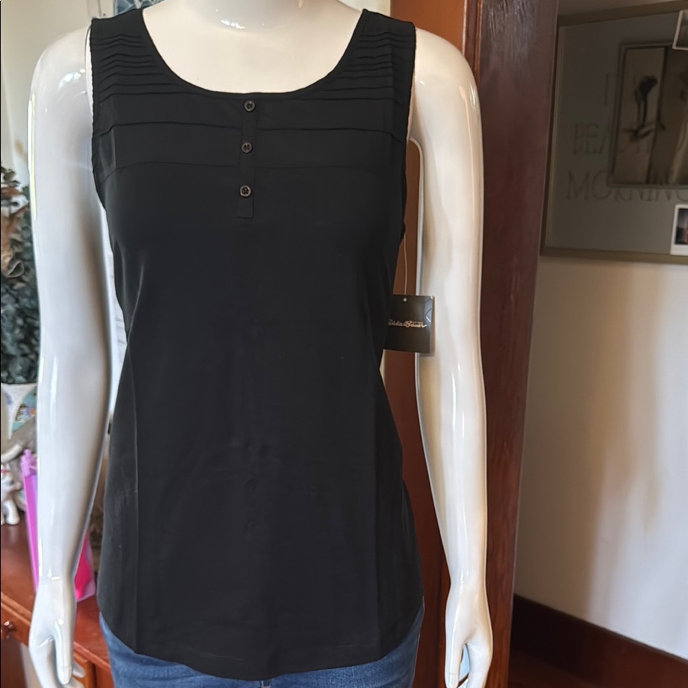 NWT Eddie Bauer size small Black Sleeveless Top